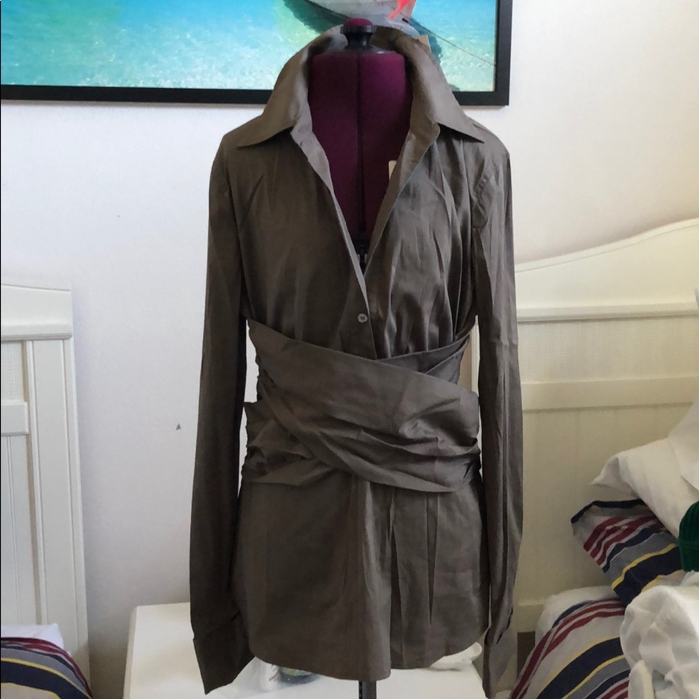 BCBG long-sleeves button down shirt